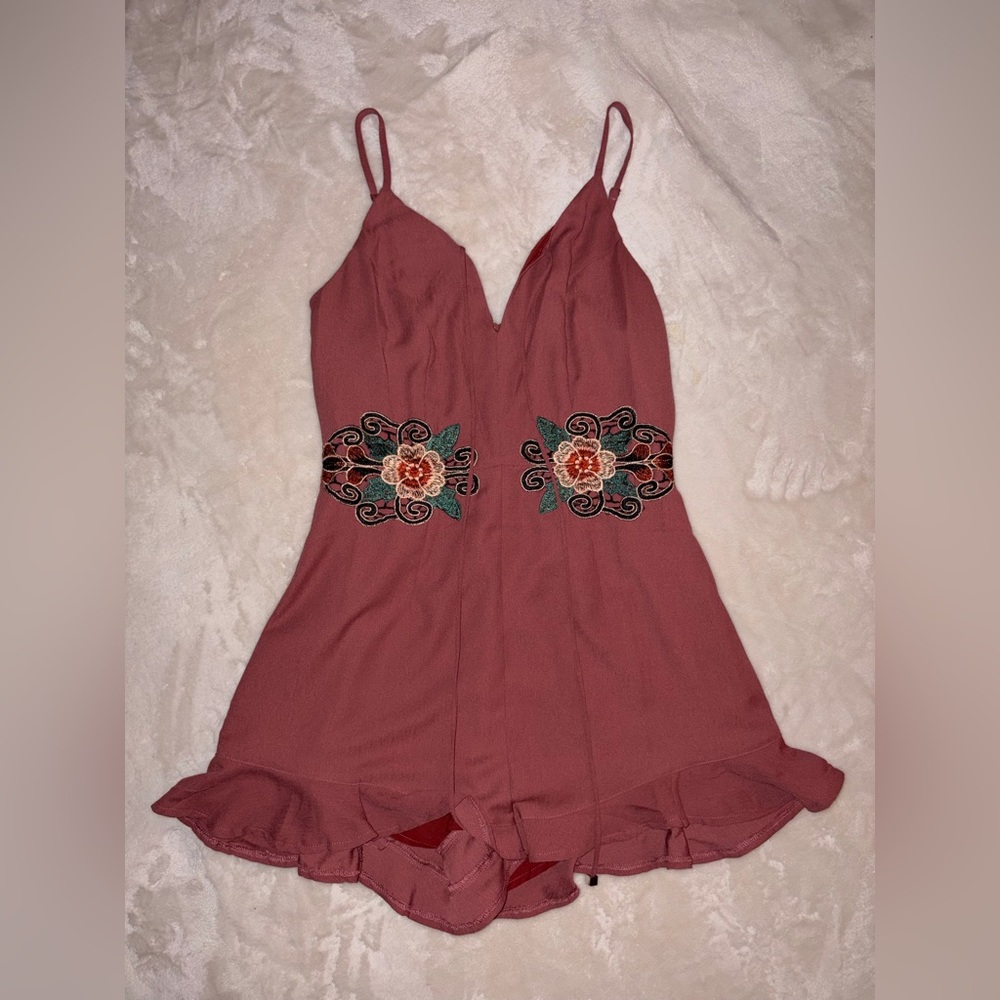 ILLA ILLA Floral Embroidered Romper